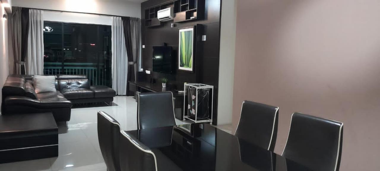 K. Riverfront Apartment Ipoh Eksteriør bilde